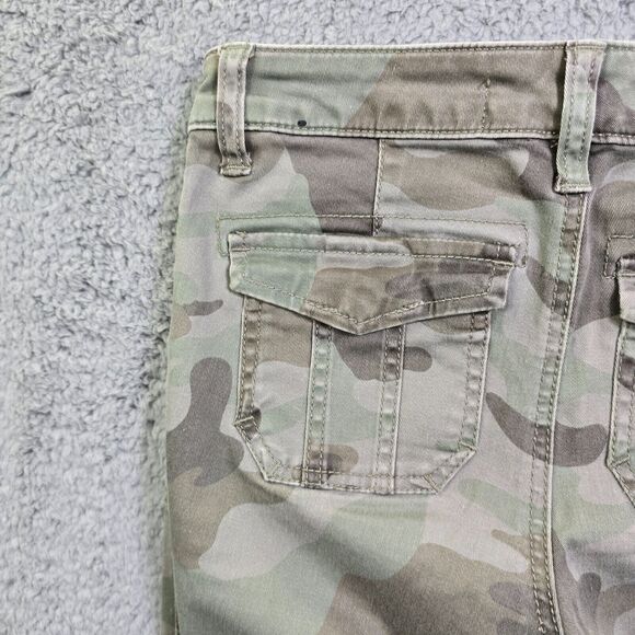 Abercrombie and Fitch Women's Camo Denim Jeans Size 00 24 - Picture 8 of 16
